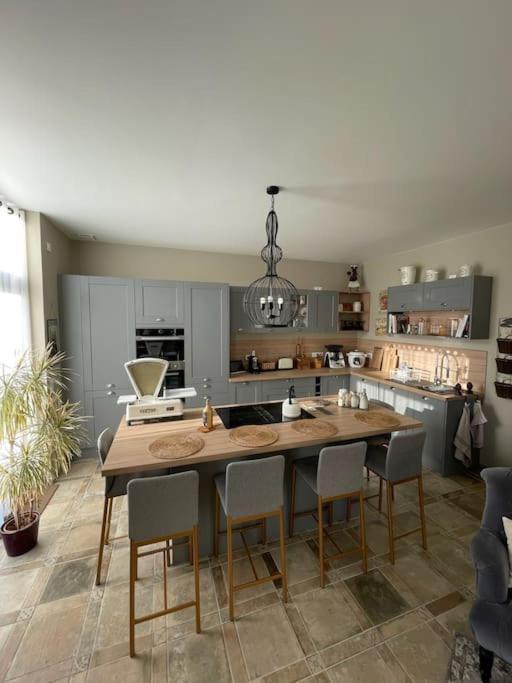 Le Pigeonnier / Gite De Charme 1 A 4 Pers 80 M² Cambrai Dış mekan fotoğraf